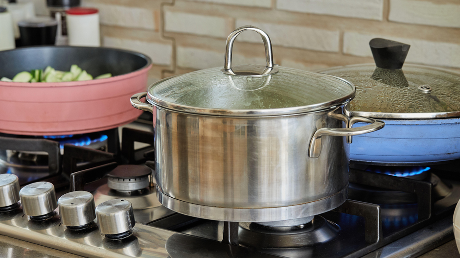 Best Pots and Pans in Singapore (2025): Which Brand Works Best for Your Hob?