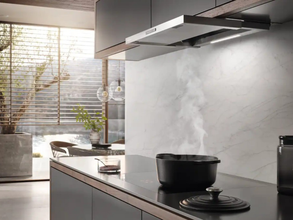 Common Cooker Hood Installation Mistakes to Avoid (Singapore HDB & Condo Guide)