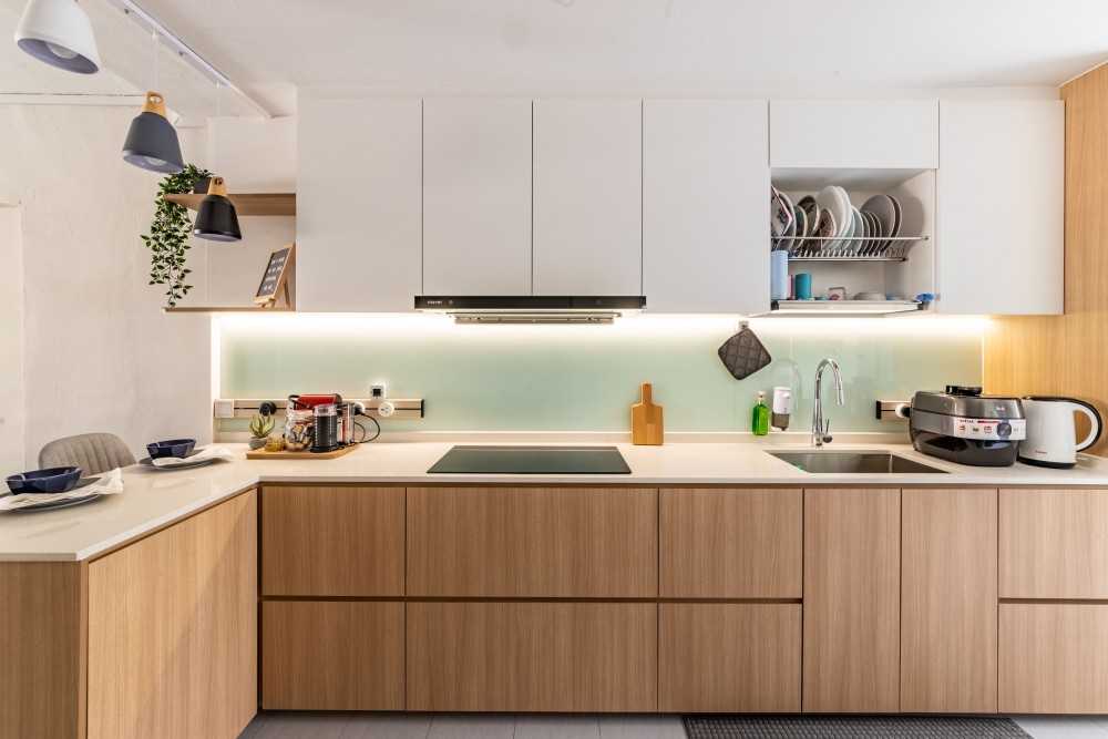 Installing a Kitchen Hood in Singapore: What You Need to Know About Regulations and Space