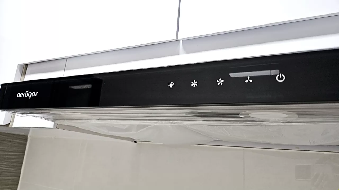 Aerogaz AZ-6100 - 60cm Slimline Hood